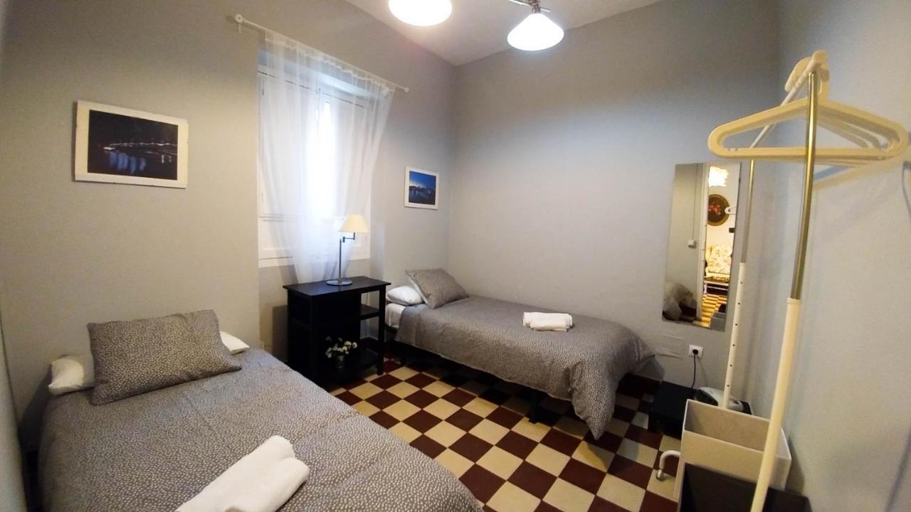 Apartamento Plaza De Dona Elvira 8 Seville Exterior photo
